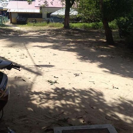Nipahmas Chalet Pekan Pangkor Екстер'єр фото