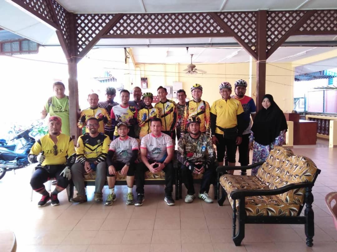 Nipahmas Chalet Pekan Pangkor Екстер'єр фото